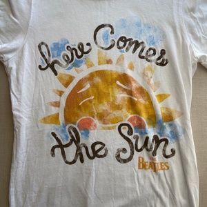 Women's Beatles Tee; Size Women's Small